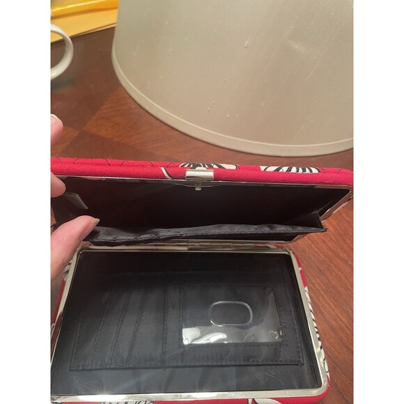 Vera Bradley Deco Daisy Red Black White Pushlock Hard-sided Wallet - Picture 8 of 9